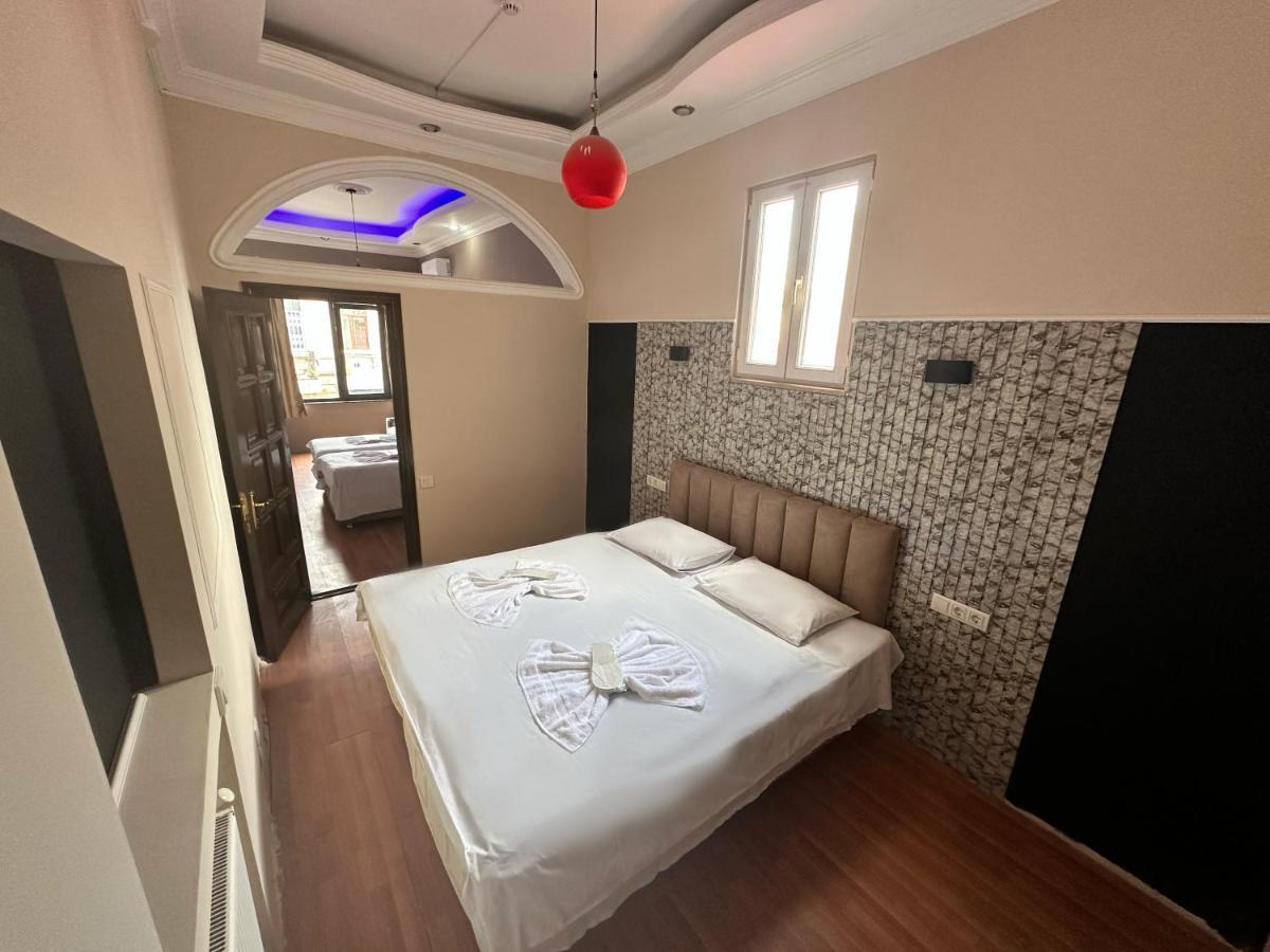 My Metropol Hotel Батуми Экстерьер фото