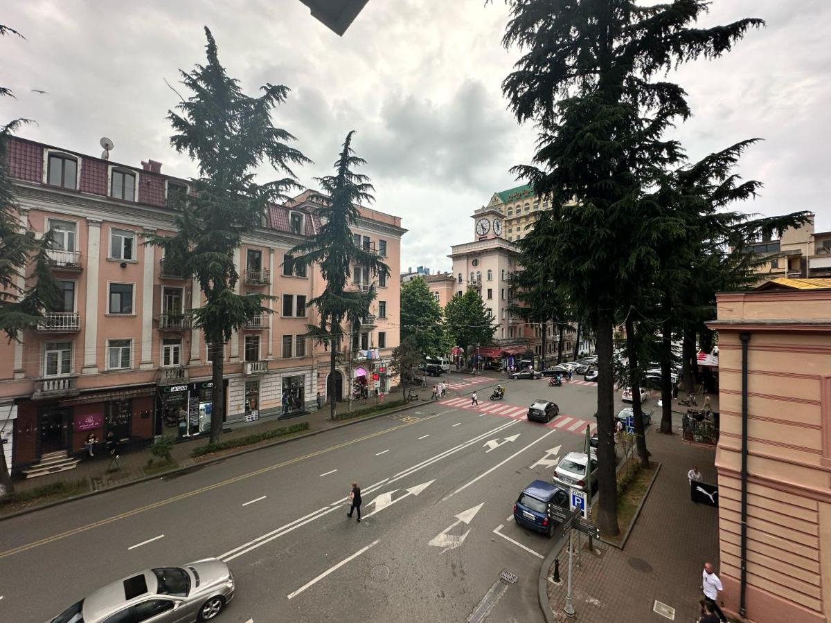 My Metropol Hotel Батуми Экстерьер фото