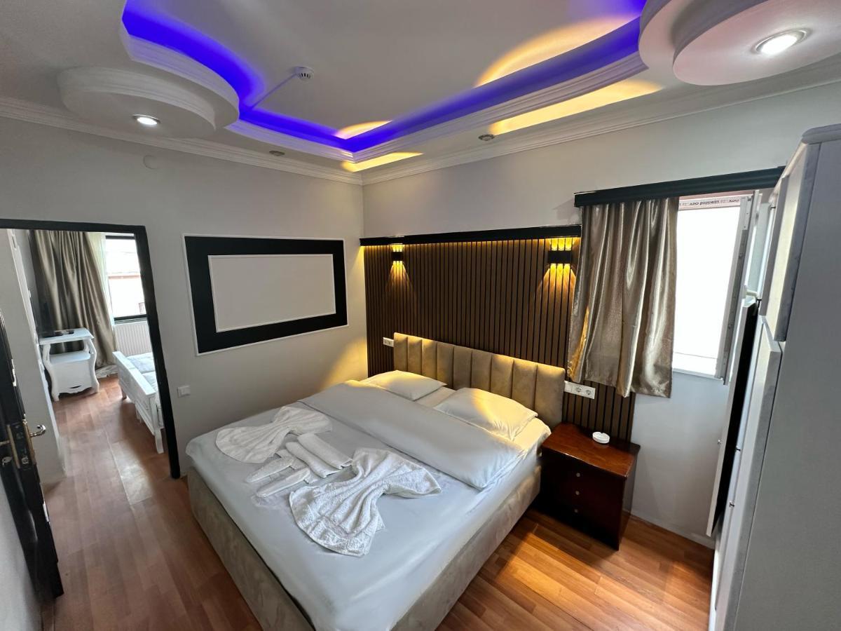 My Metropol Hotel Батуми Экстерьер фото